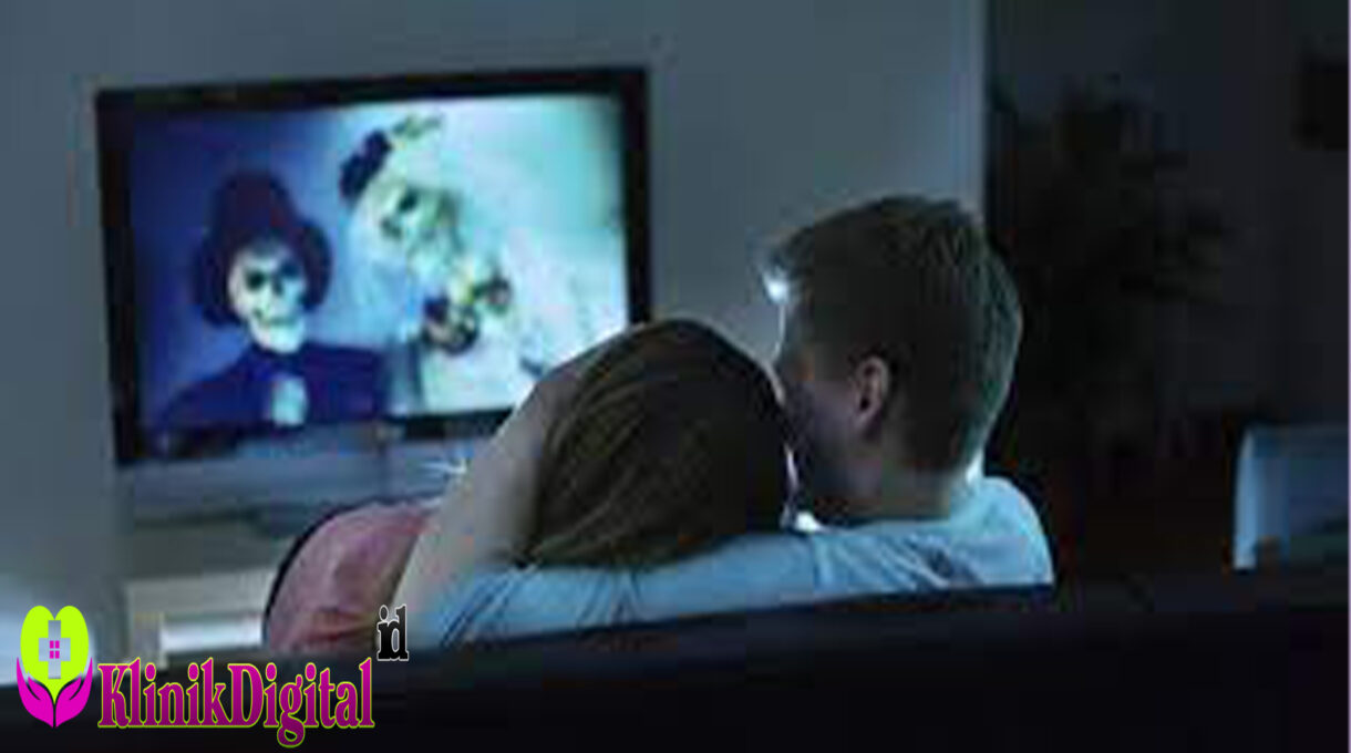 Waspadai 7 Dampak Binge Watching bagi Kesehatan