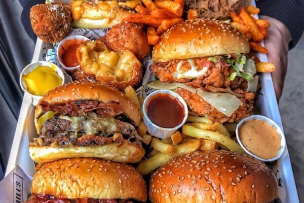 Konsumsi Makanan Junk Food Tiap Hari, Aman Nggak Sih?